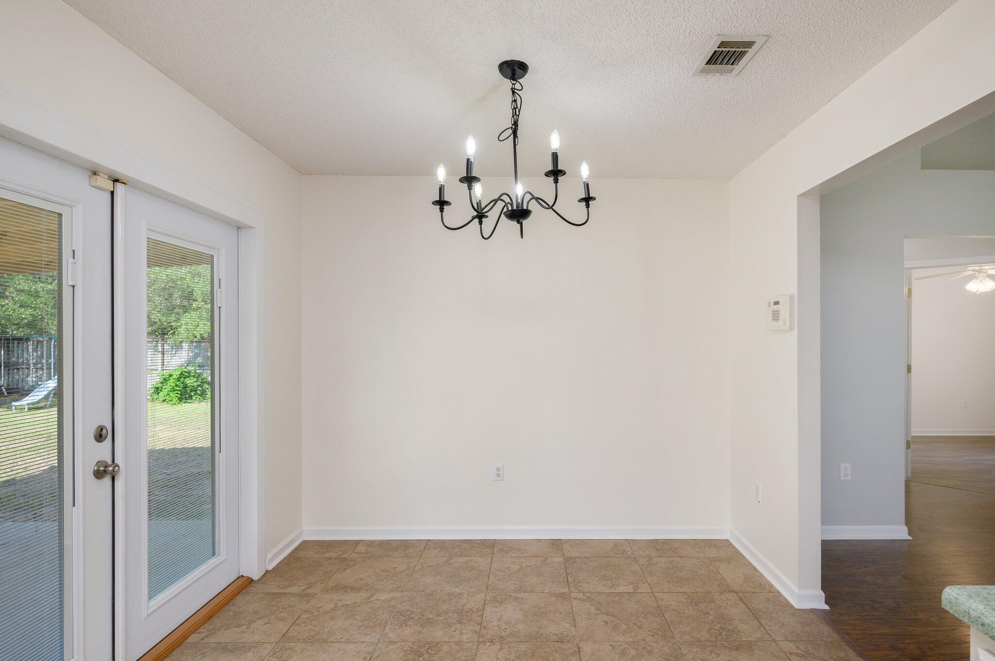 METES & BOUNDS - Residential Lease