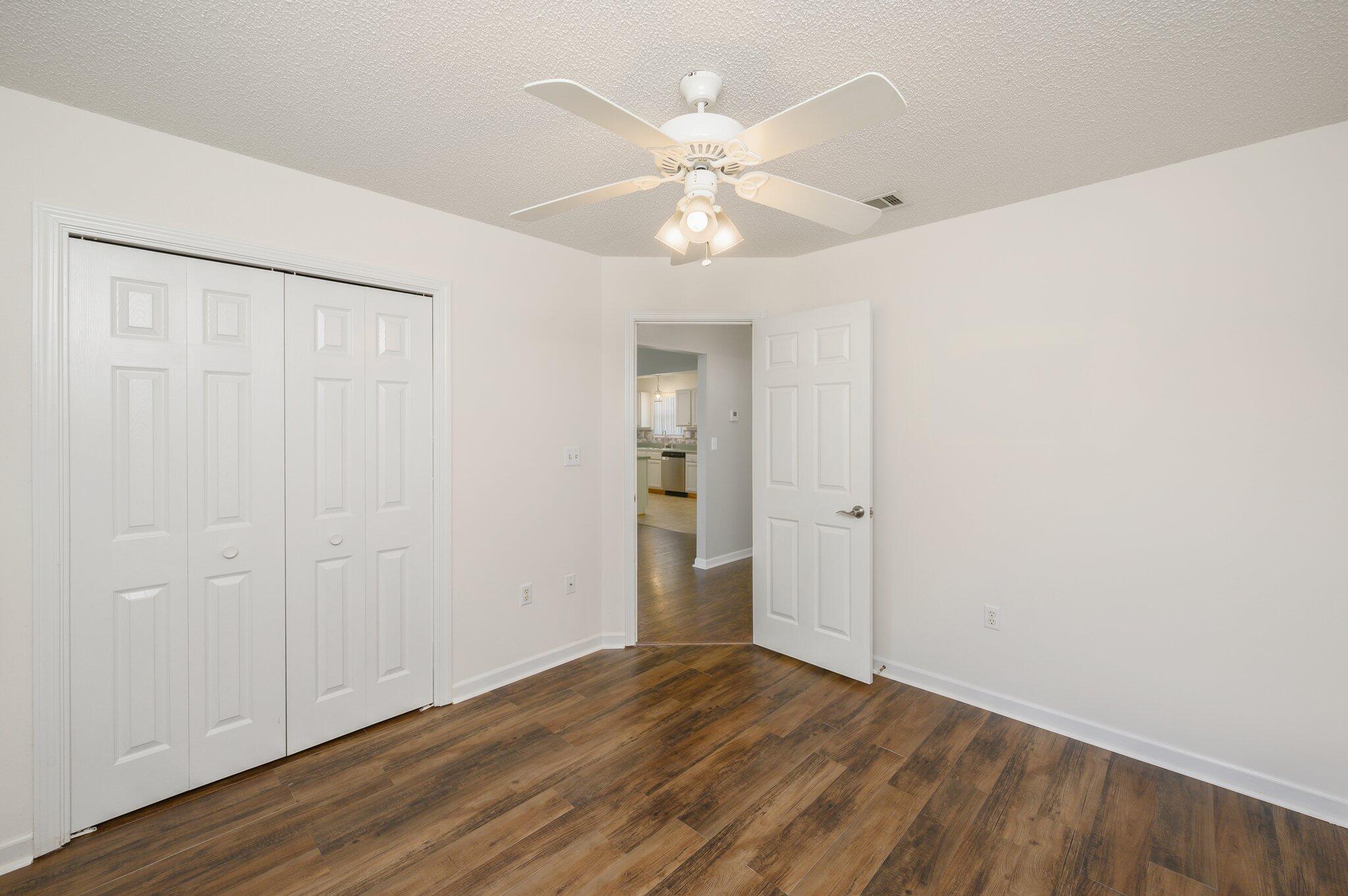 METES & BOUNDS - Residential Lease