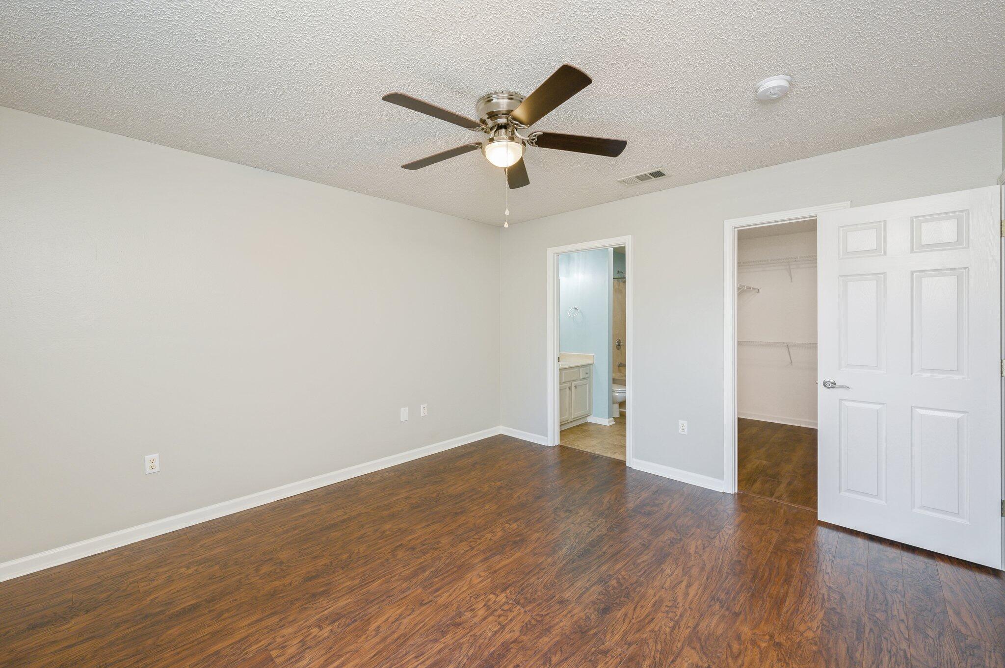 METES & BOUNDS - Residential Lease