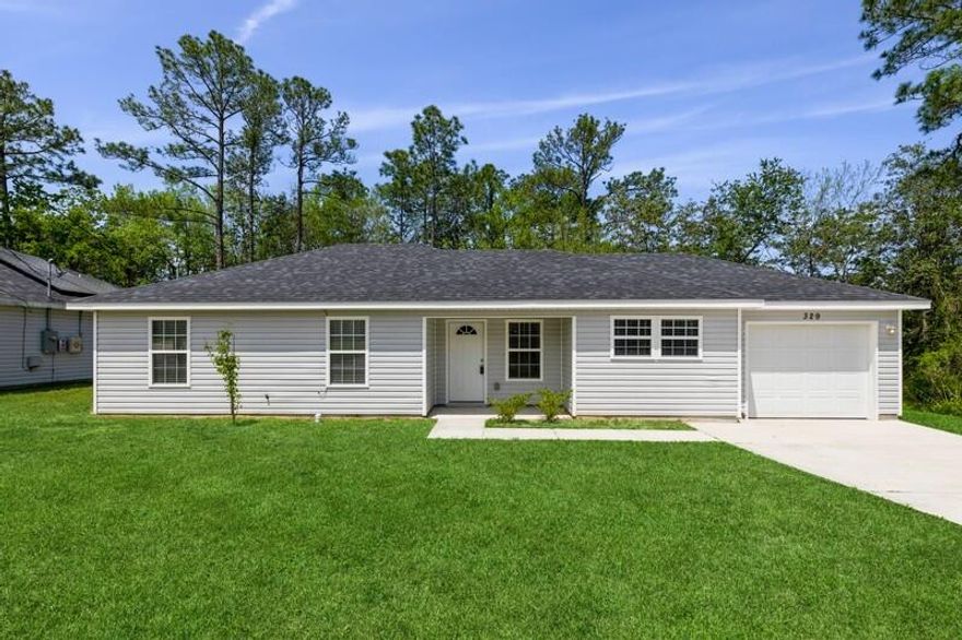 *HIGHEST AND BEST by 5pm Sat. 23 April. Adorable 3 bedroom, 2 bathroom home offers an open concept design with wide textured laminate flooring in the main living areas and carpet in the bedrooms. This home is only 3 years old!!! Ideally located in South Crestview with easy access to I-10, I-90, SR85,  and quick commutes to 7th Group, Duke Field and Eglin AFB.