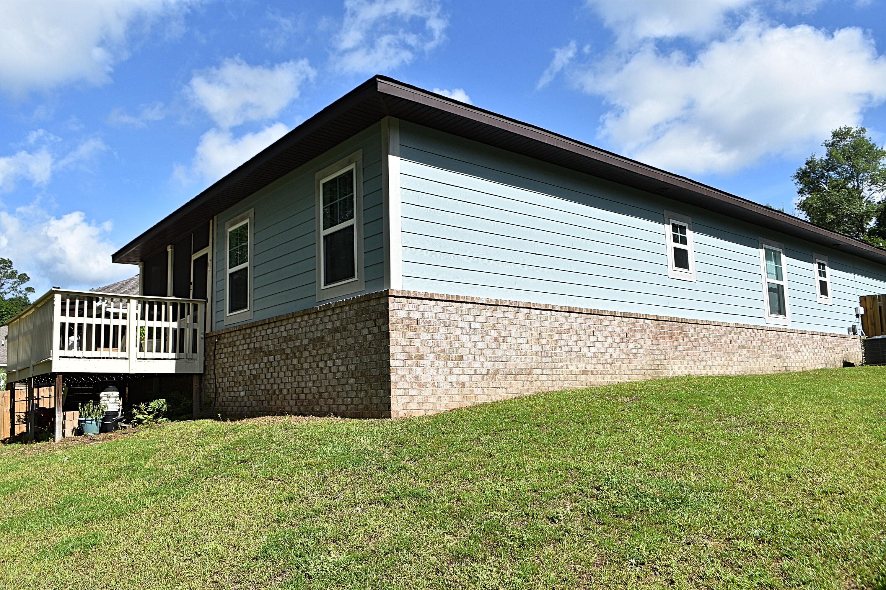 CANOPIES OF FREEPORT - Residential