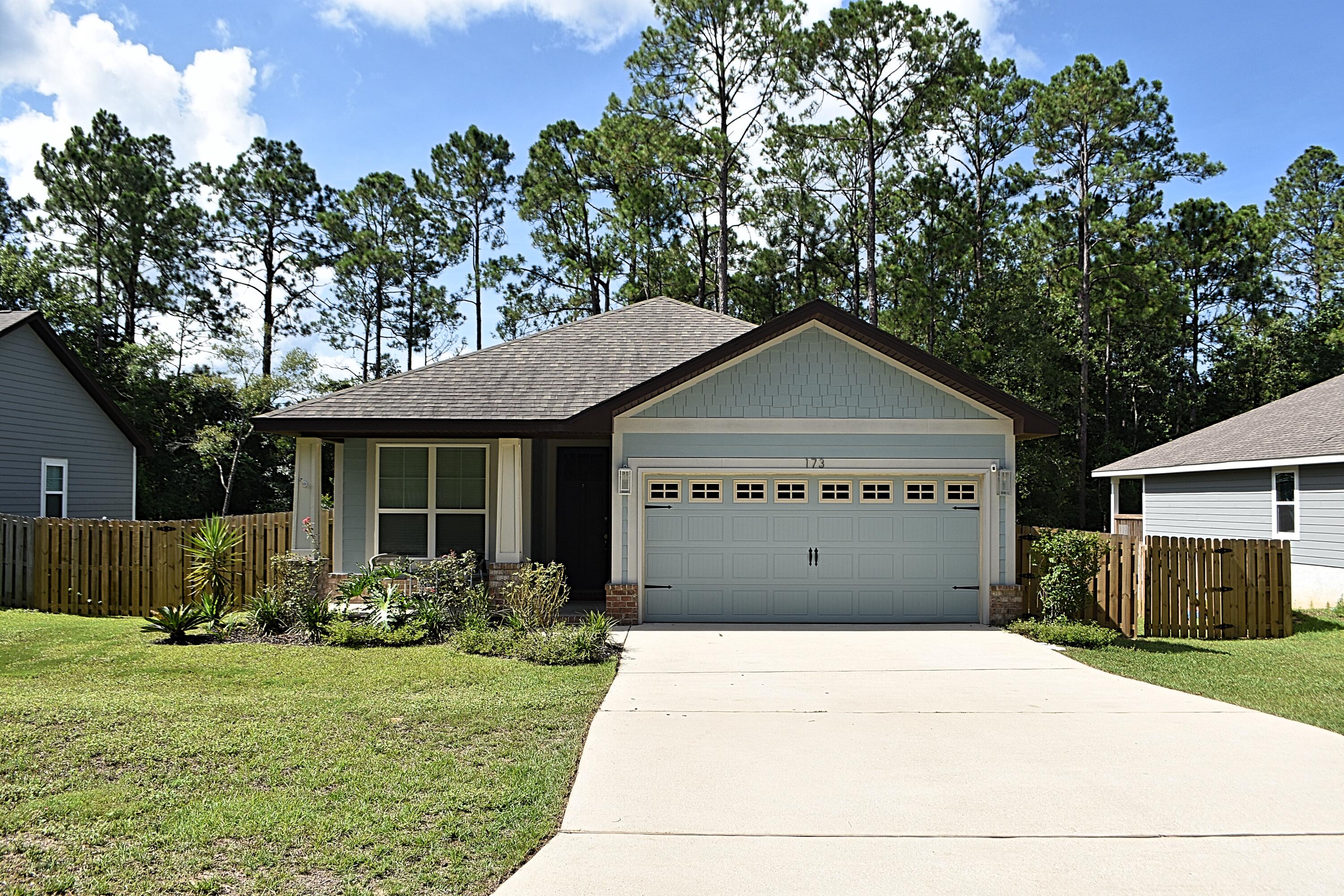 CANOPIES OF FREEPORT - Residential