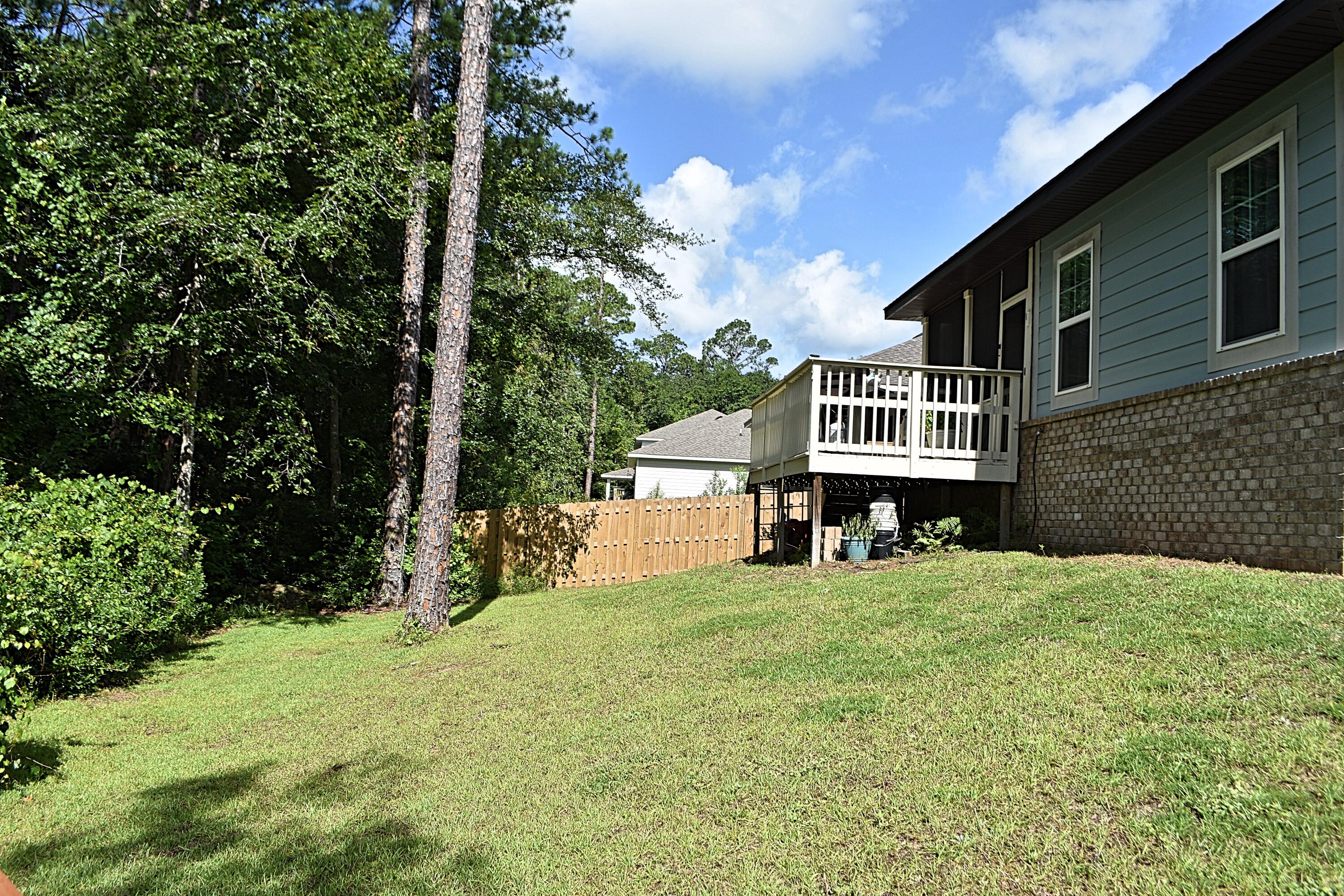 CANOPIES OF FREEPORT - Residential