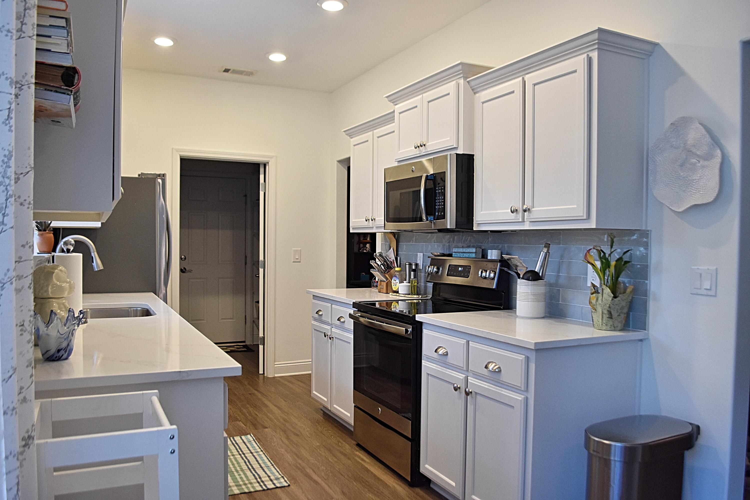 CANOPIES OF FREEPORT - Residential