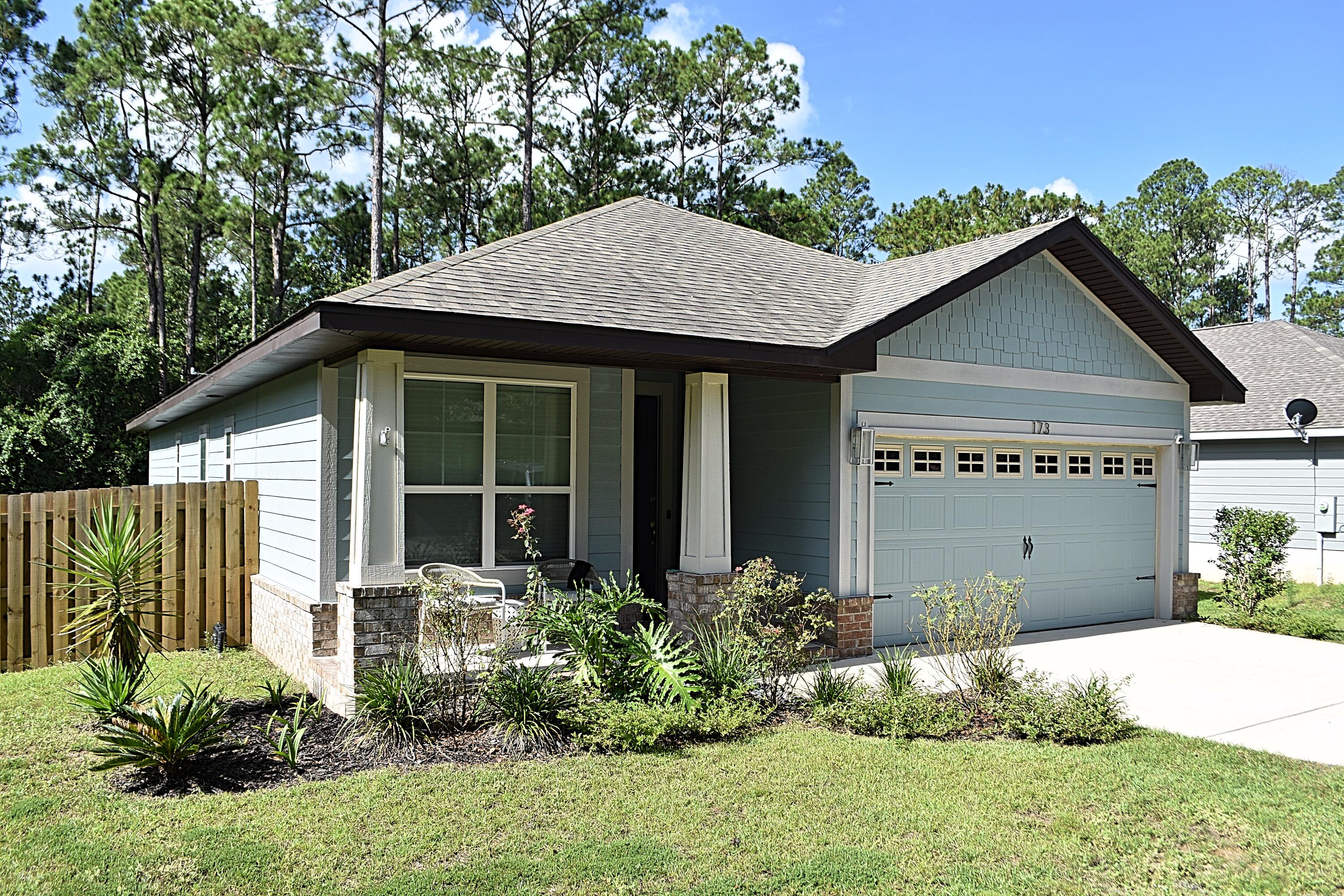 CANOPIES OF FREEPORT - Residential