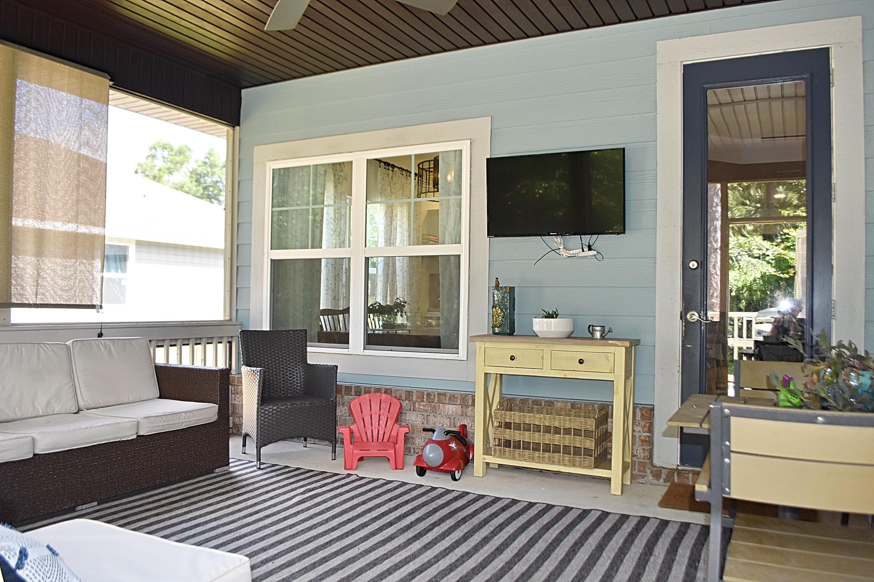 CANOPIES OF FREEPORT - Residential