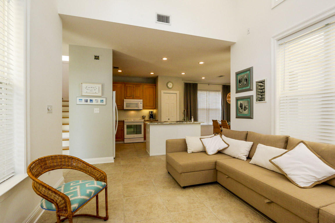 CASSINE VILLAGE - Residential