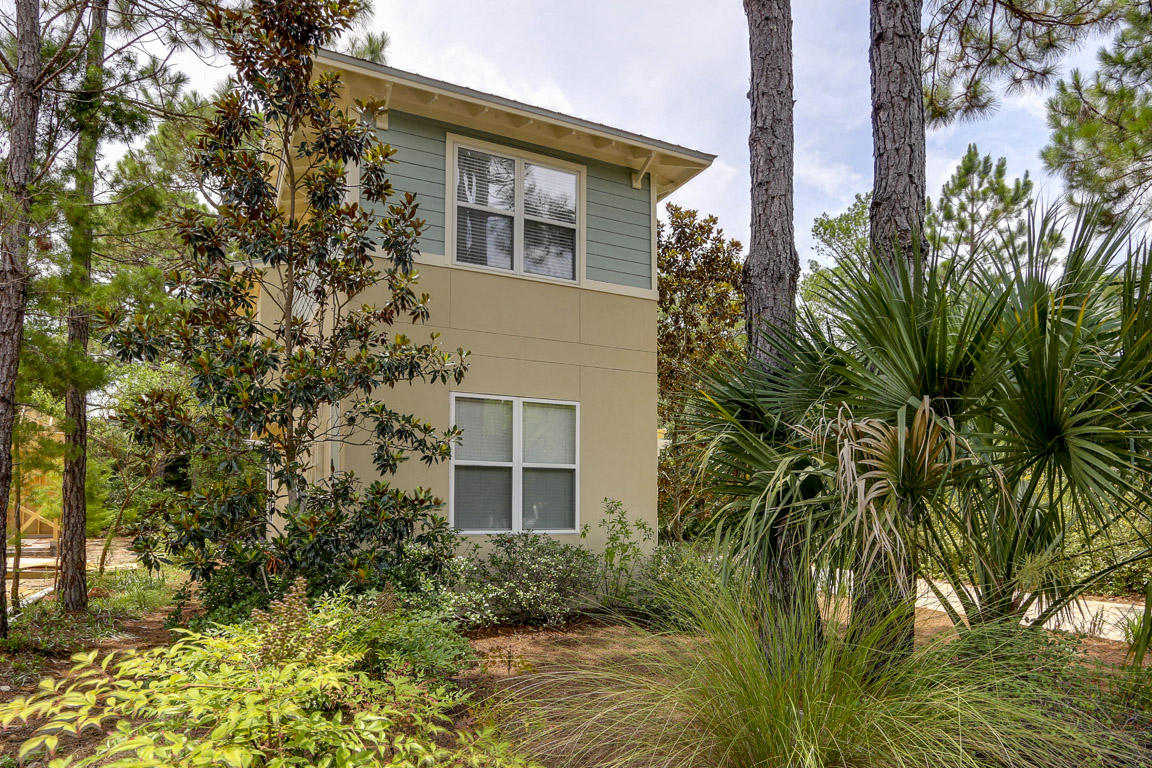 CASSINE VILLAGE - Residential