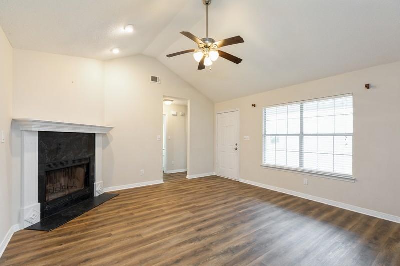 HIDDEN TRAILS PH 2 - Residential