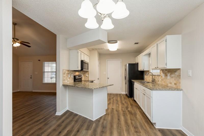 HIDDEN TRAILS PH 2 - Residential