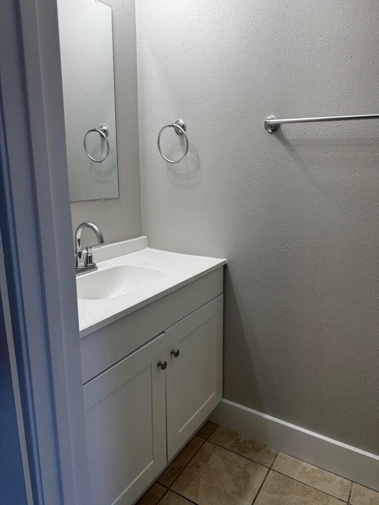 QUAIL RIDGE LOT 4 - Residential Lease