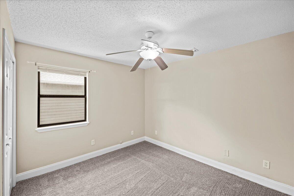 VALPARAISO PINECREST 6 - Residential