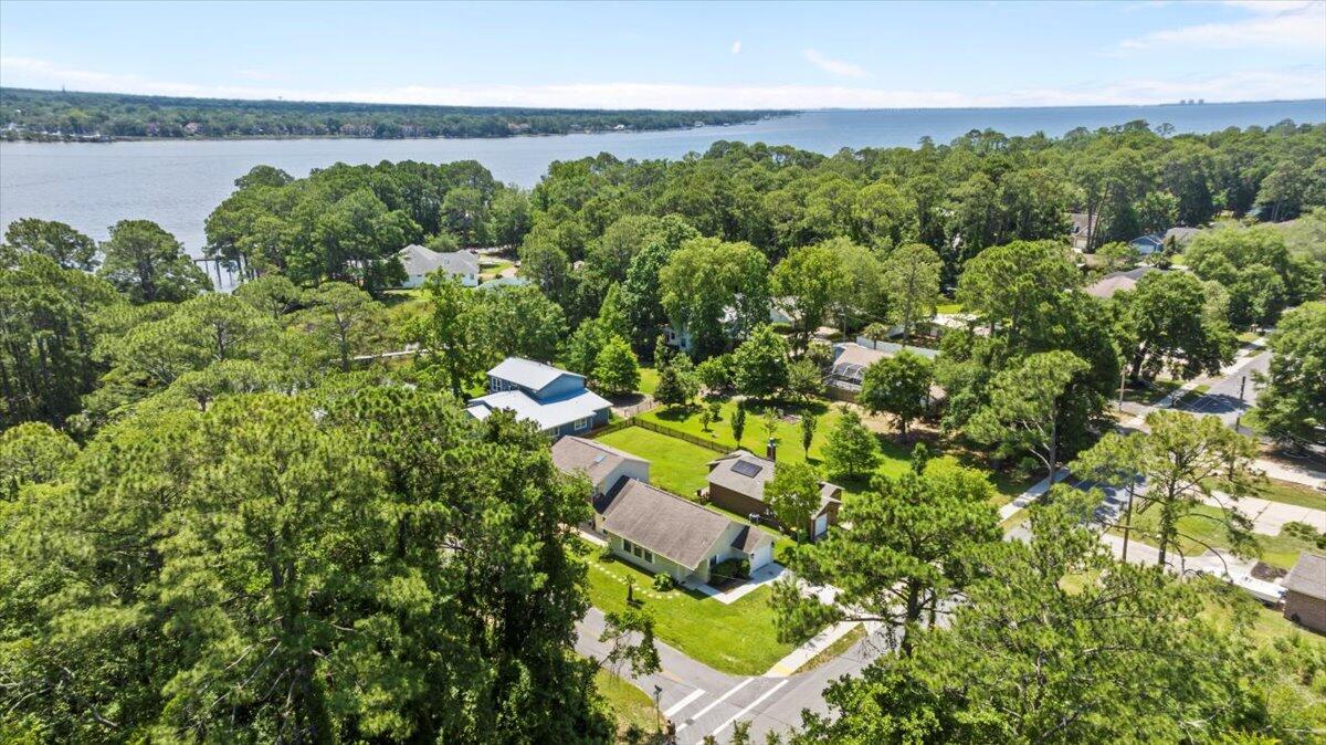 VALPARAISO PINECREST 6 - Residential