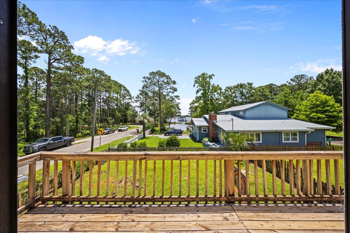 VALPARAISO PINECREST 6 - Residential