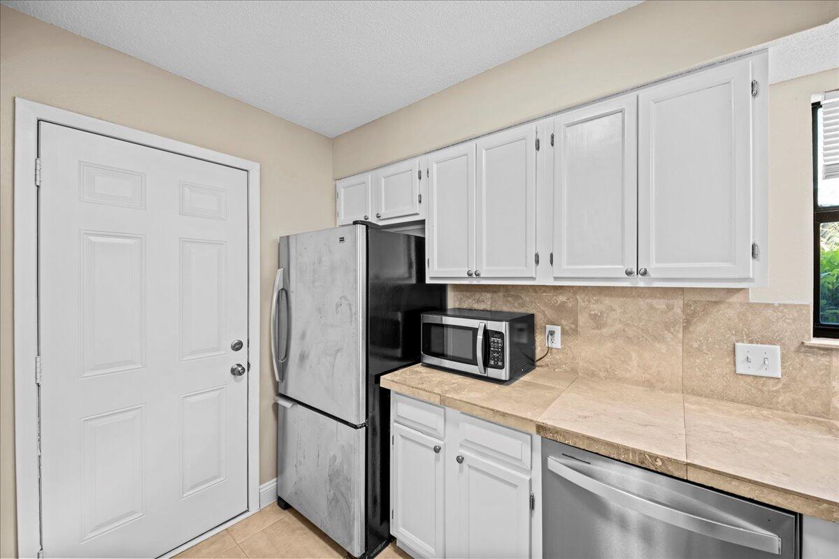 VALPARAISO PINECREST 6 - Residential