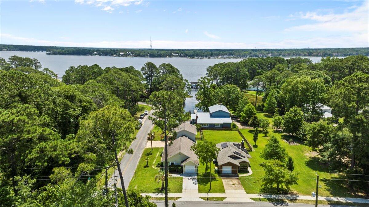 VALPARAISO PINECREST 6 - Residential