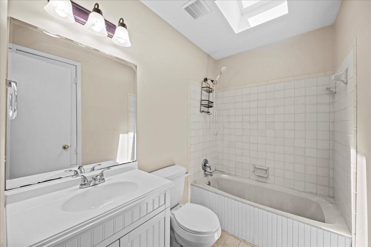 VALPARAISO PINECREST 6 - Residential