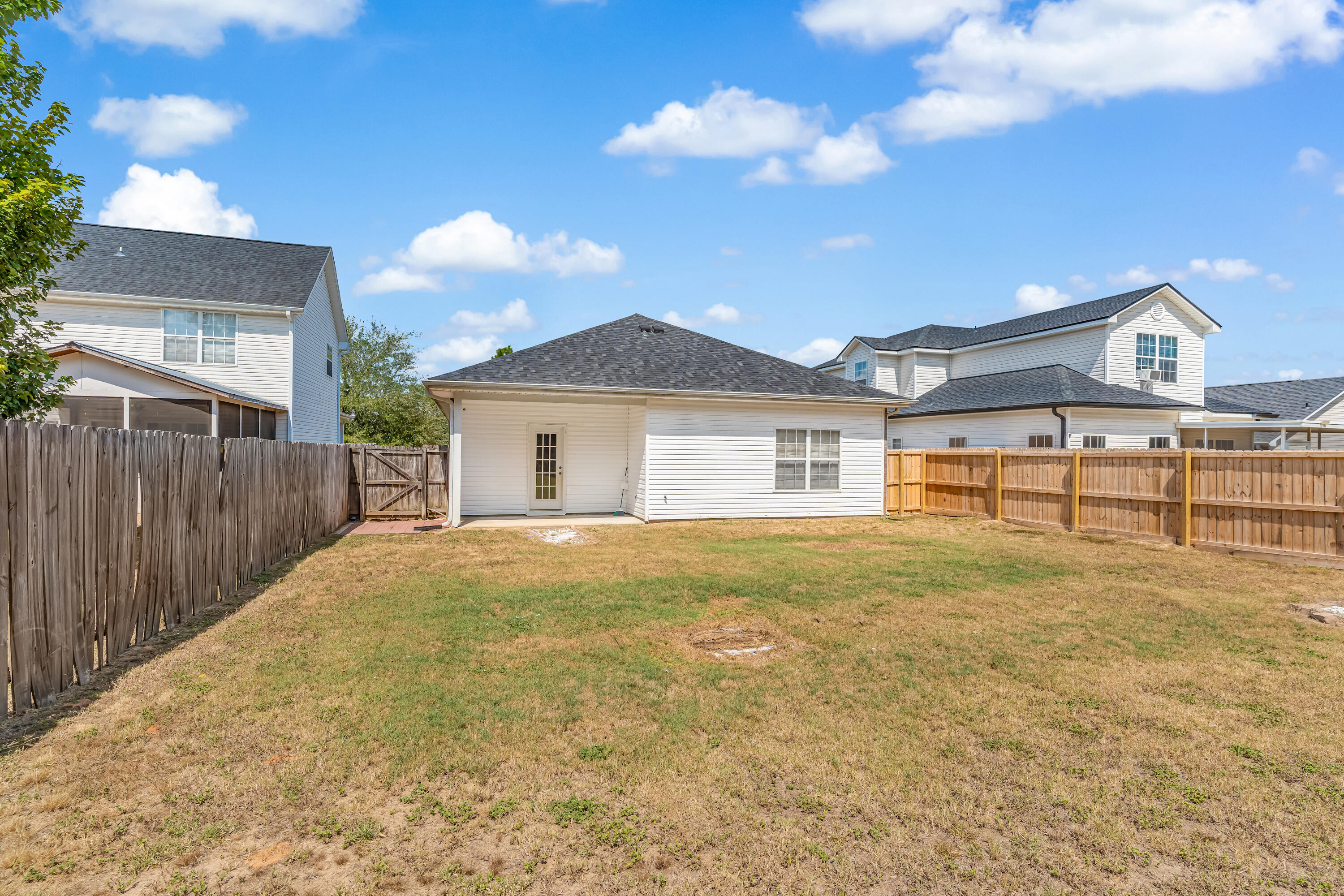 LAKE SILVER 1ST ADDN - Residential
