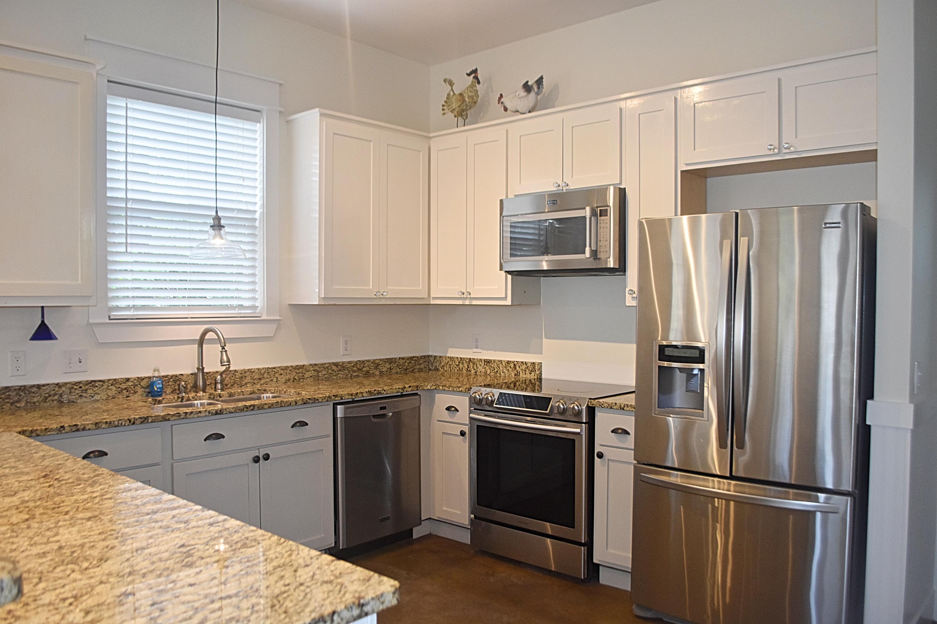 EDEN ACRES UNREC - Residential