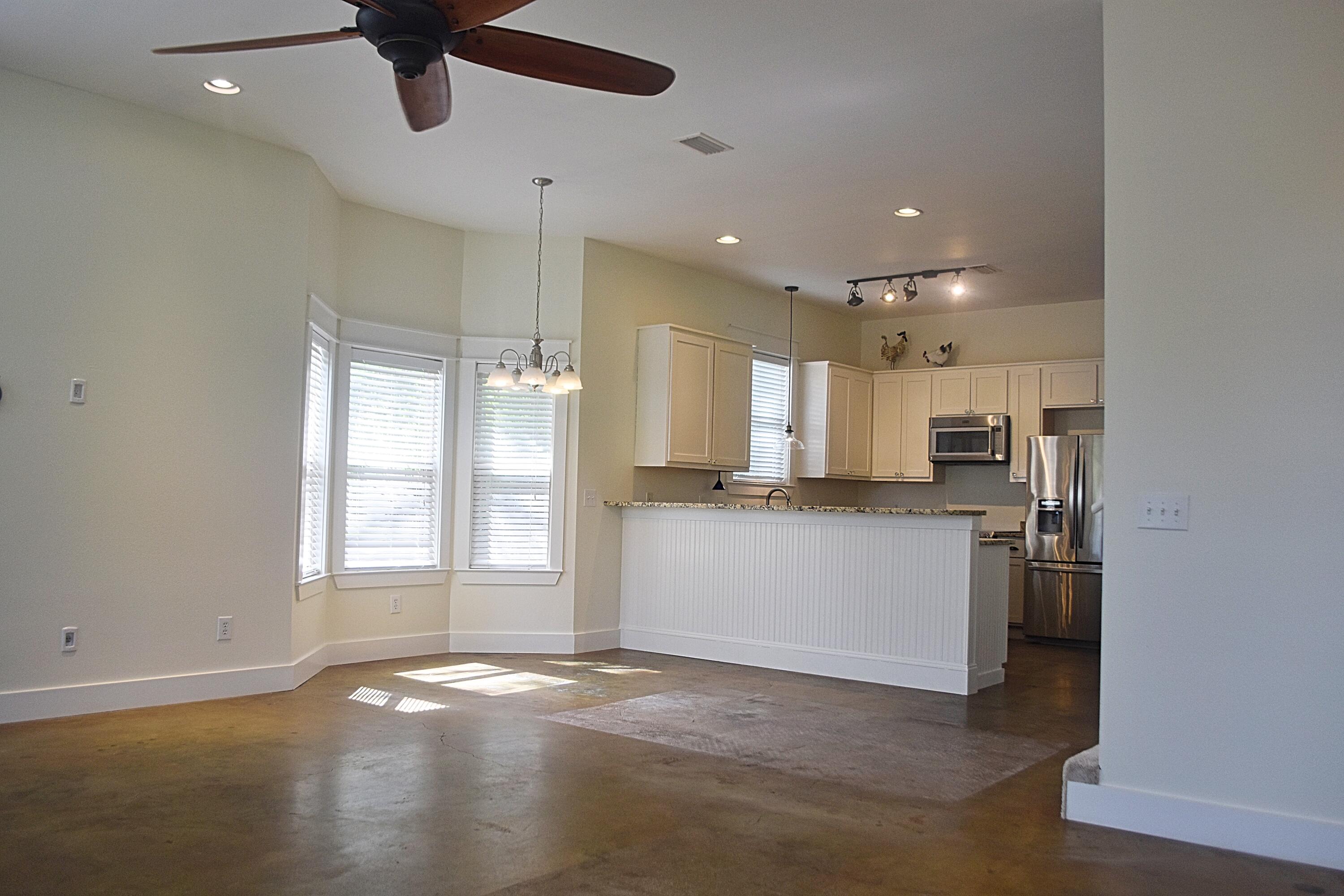 EDEN ACRES UNREC - Residential