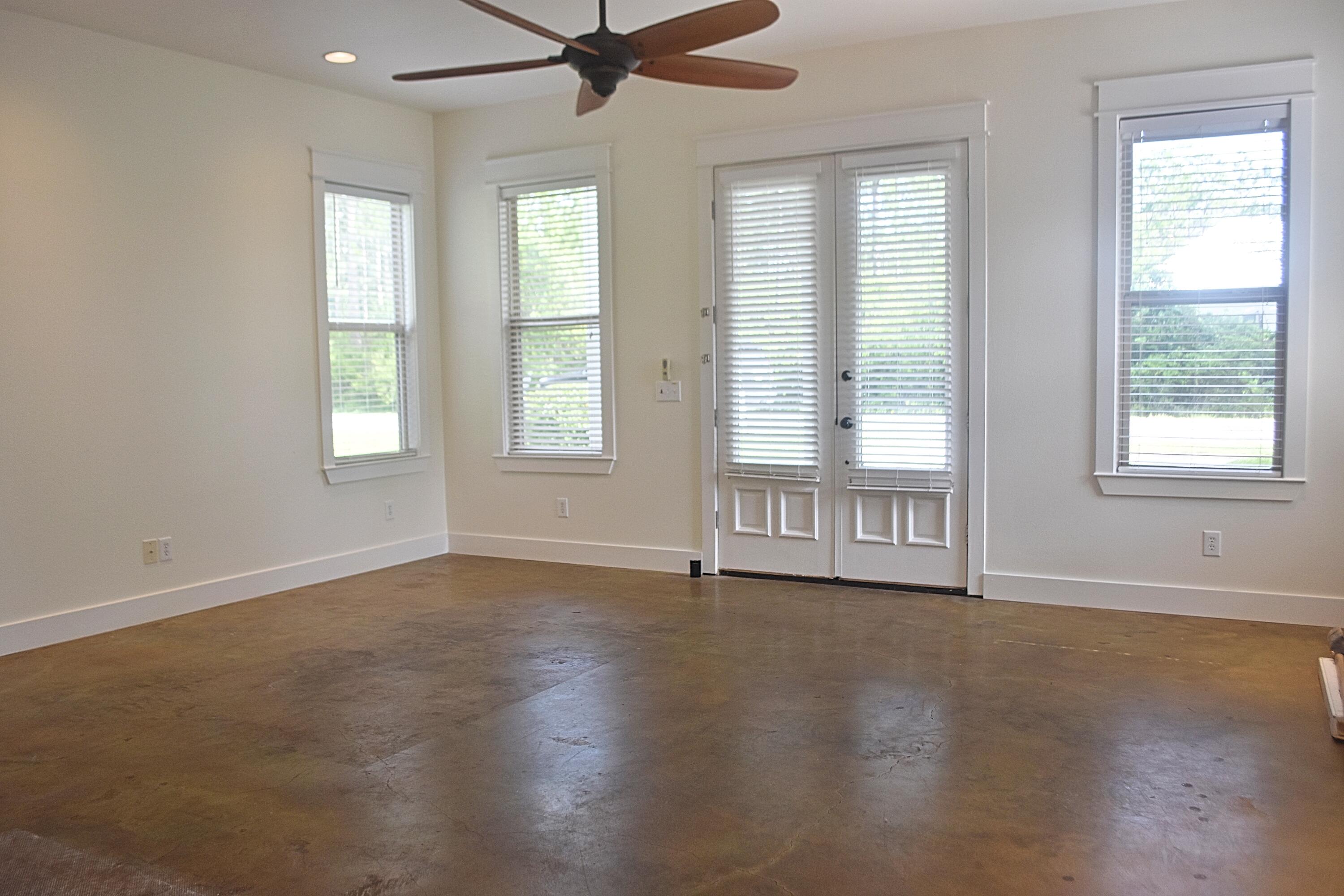 EDEN ACRES UNREC - Residential