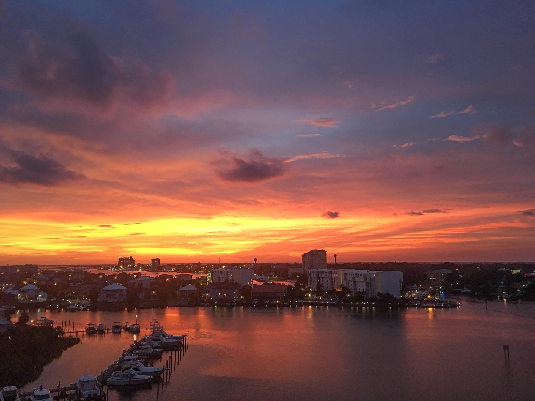 HARBOR LANDING - Residential