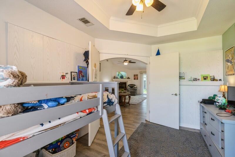 WINDSOR FOREST - Residential