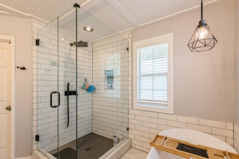 WINDSOR FOREST - Residential