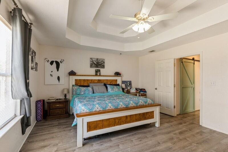 WINDSOR FOREST - Residential