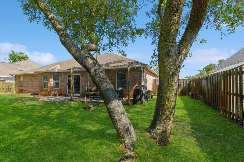 WINDSOR FOREST - Residential