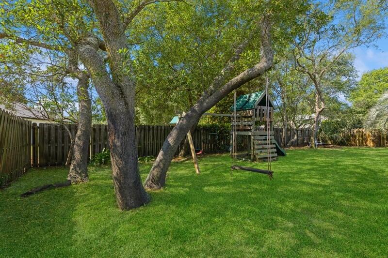 WINDSOR FOREST - Residential