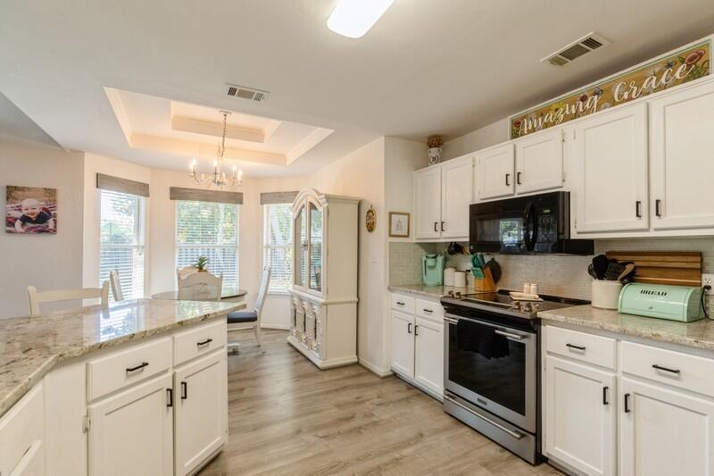 WINDSOR FOREST - Residential