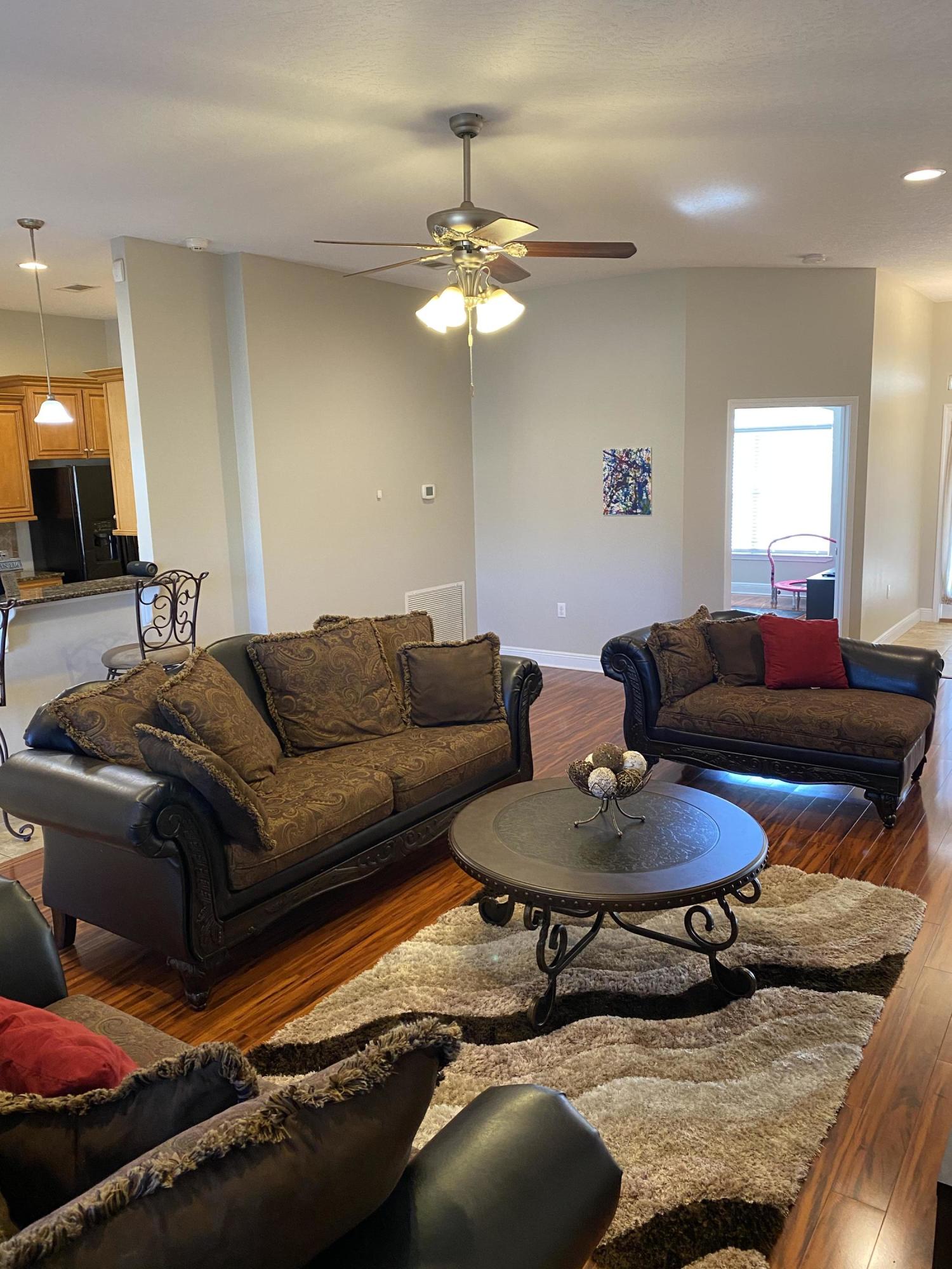 FOUR WINDS S/D - Residential