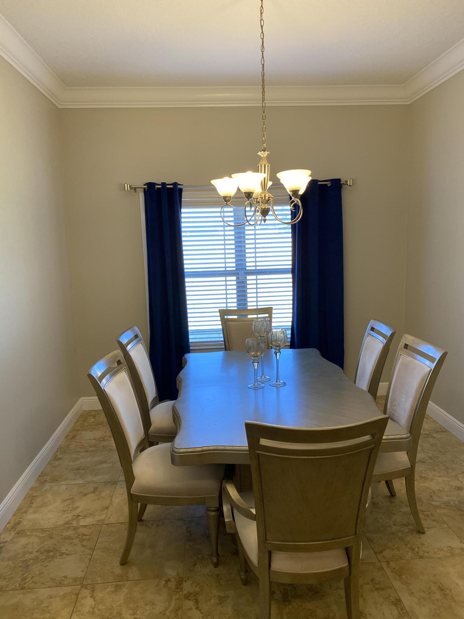 FOUR WINDS S/D - Residential