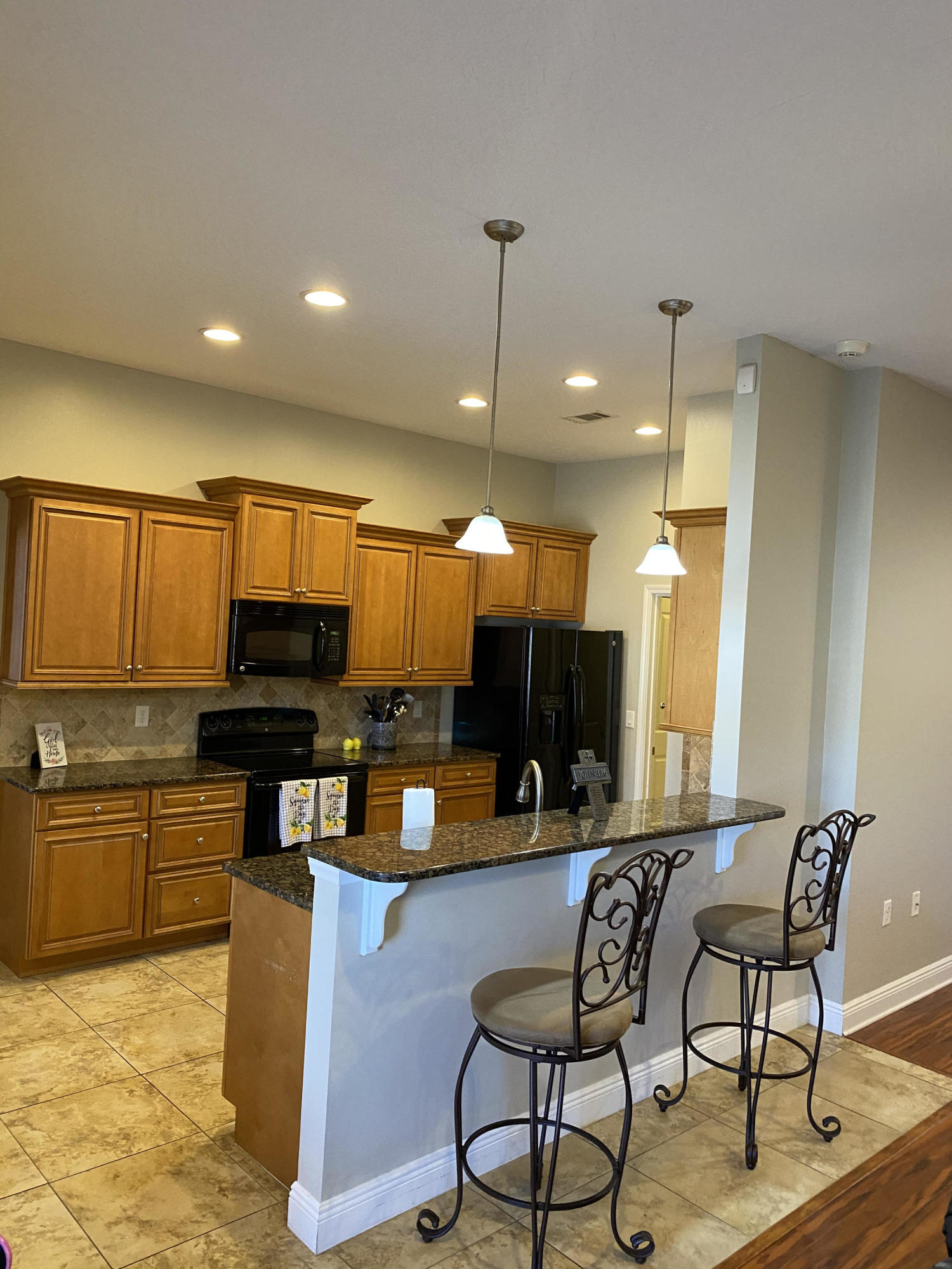 FOUR WINDS S/D - Residential