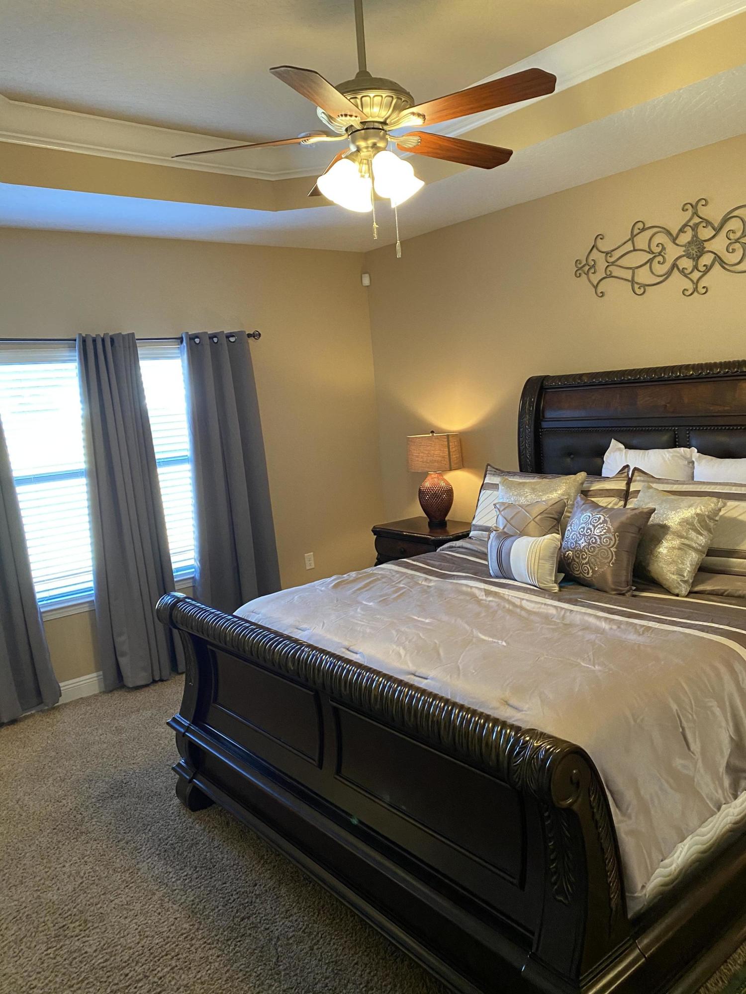 FOUR WINDS S/D - Residential