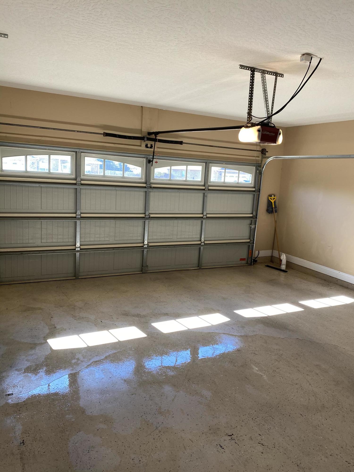 FOUR WINDS S/D - Residential