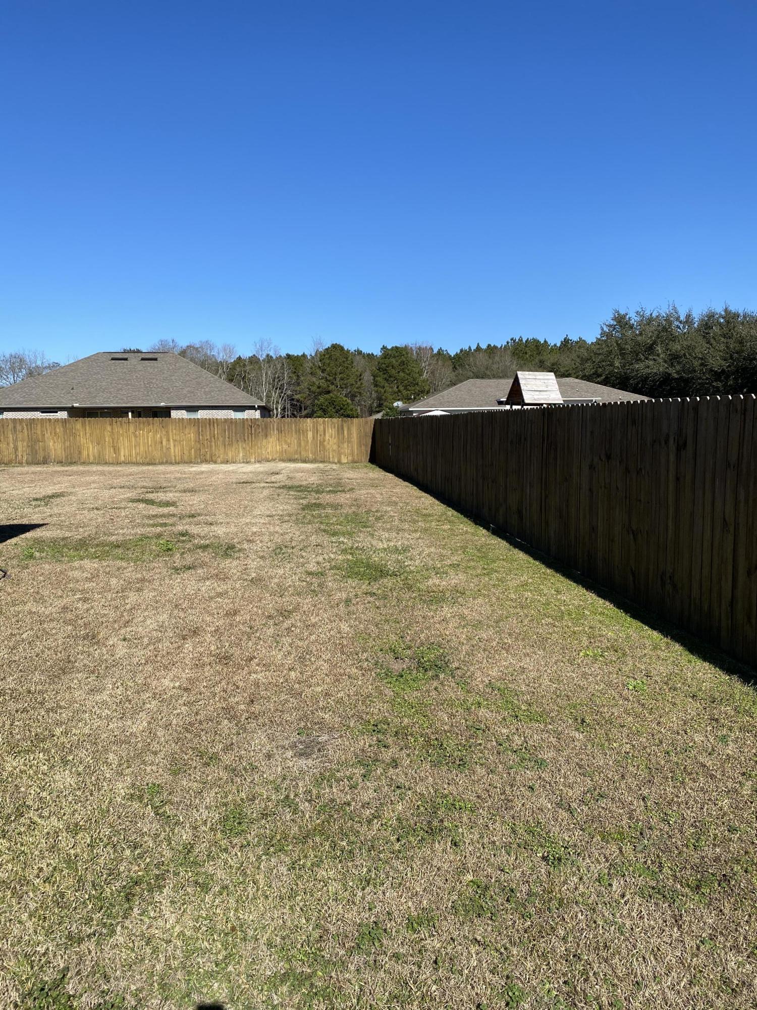 FOUR WINDS S/D - Residential