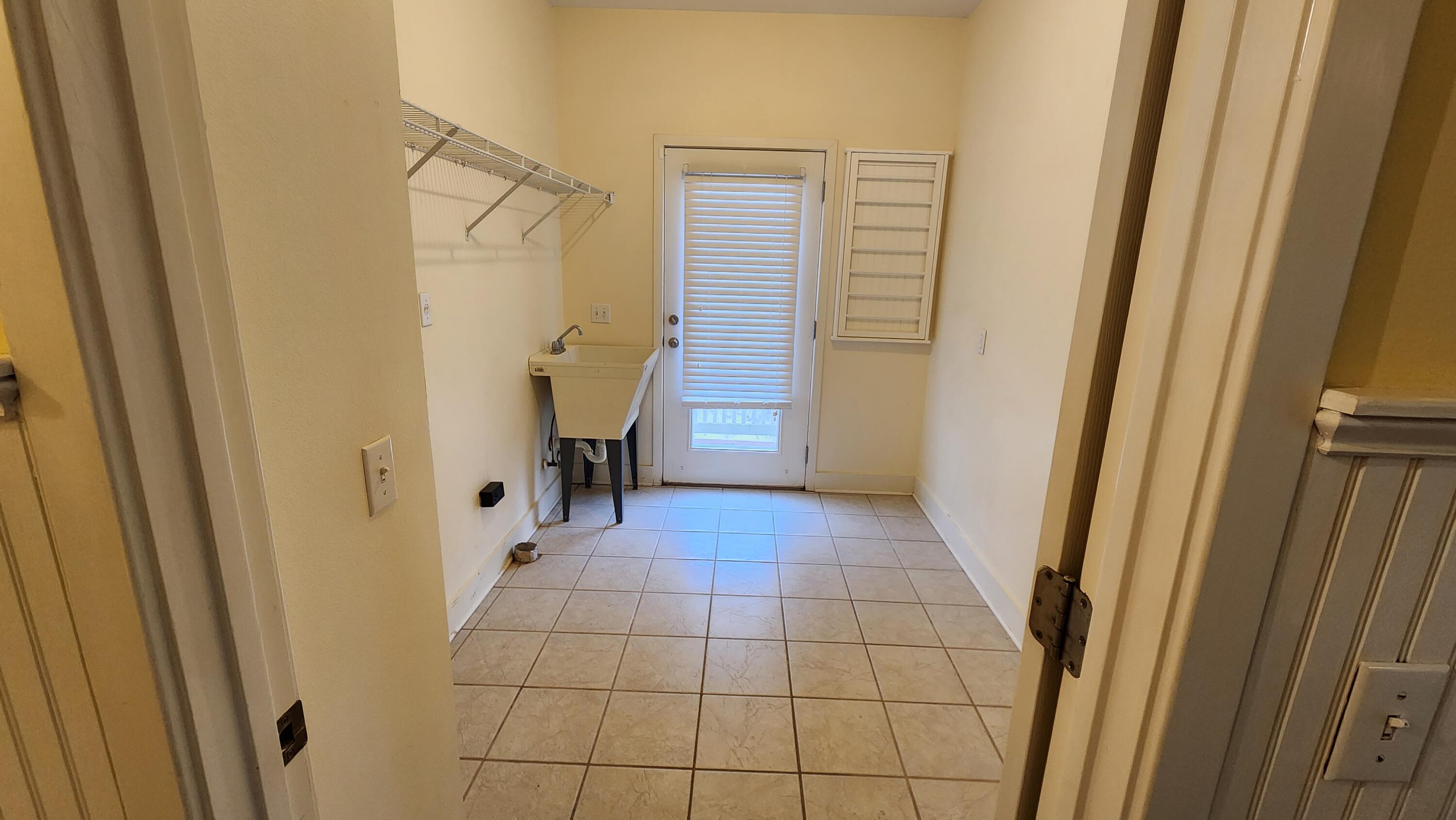 NAVARRE BEACH RESIDENTIAL SEC 2 - Residential Lease
