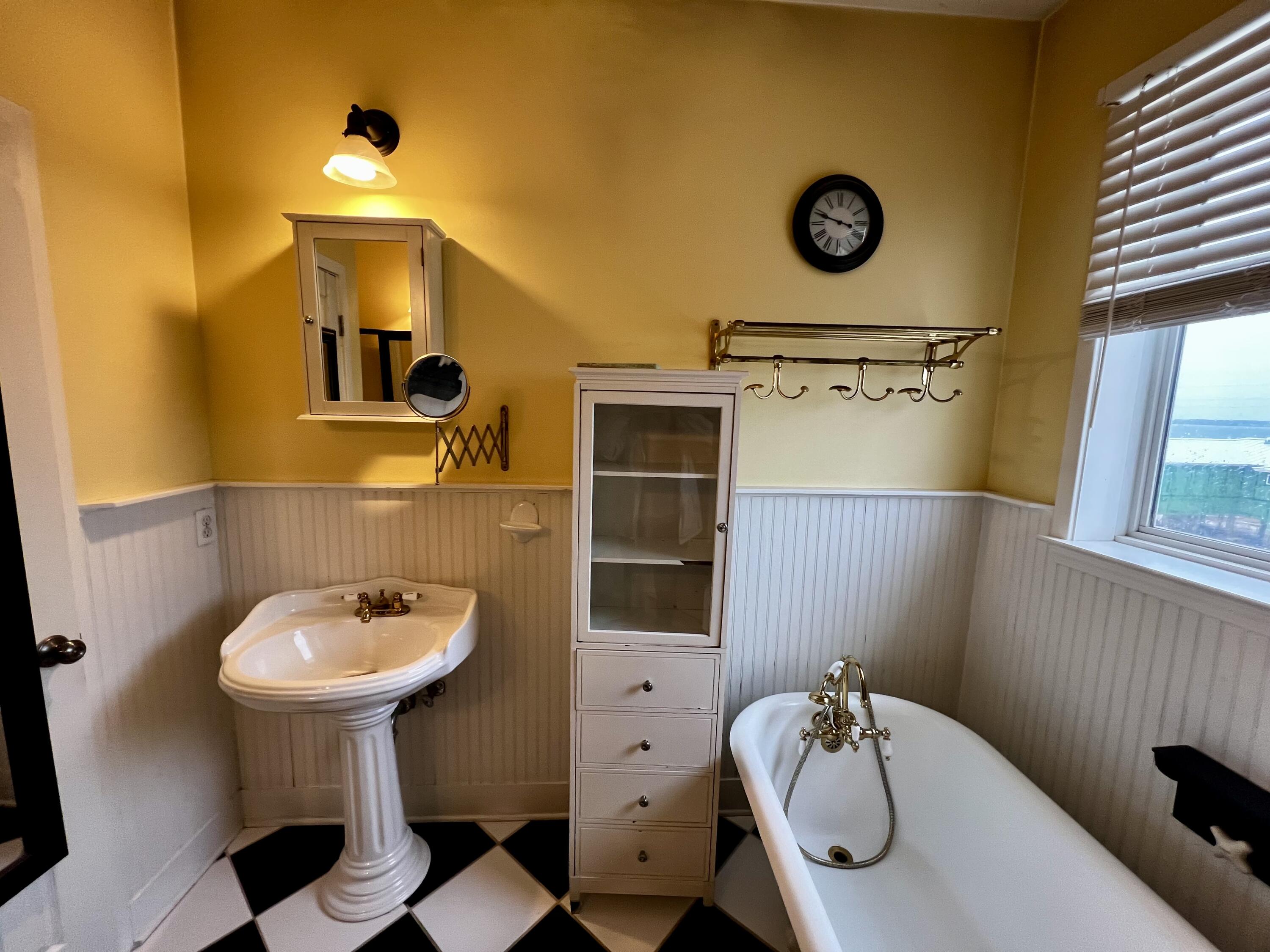NAVARRE BEACH RESIDENTIAL SEC 2 - Residential Lease