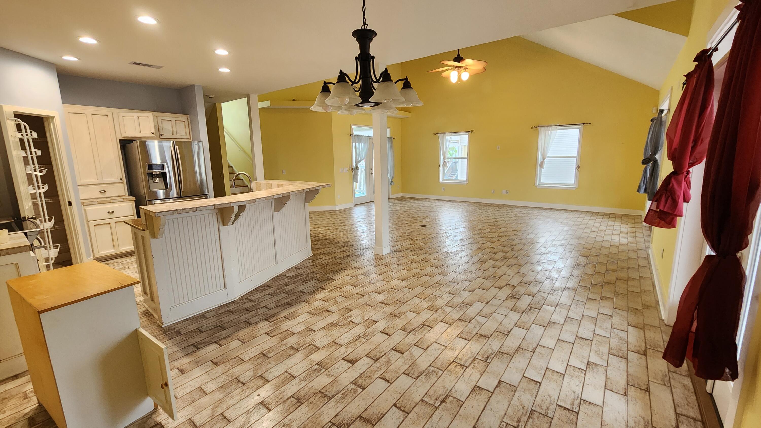 NAVARRE BEACH RESIDENTIAL SEC 2 - Residential Lease