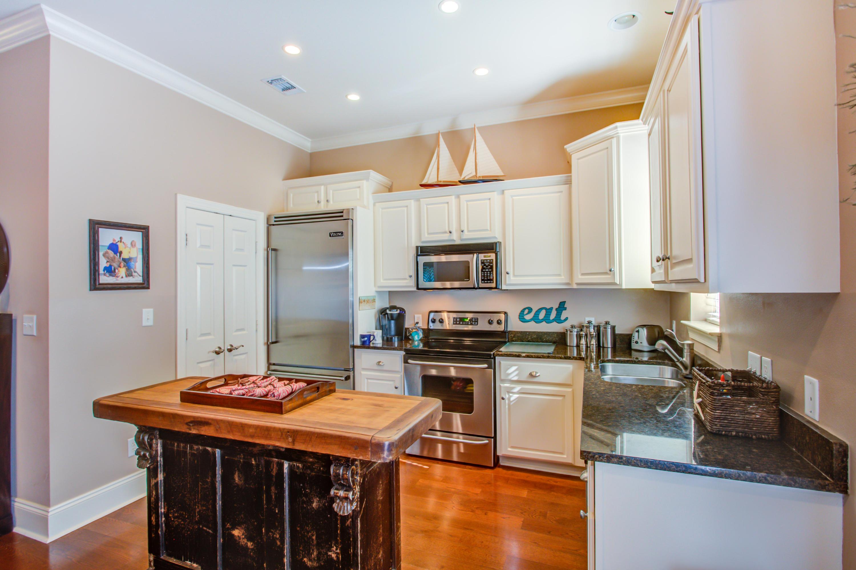 TOWN OF SANTA ROSA - Residential