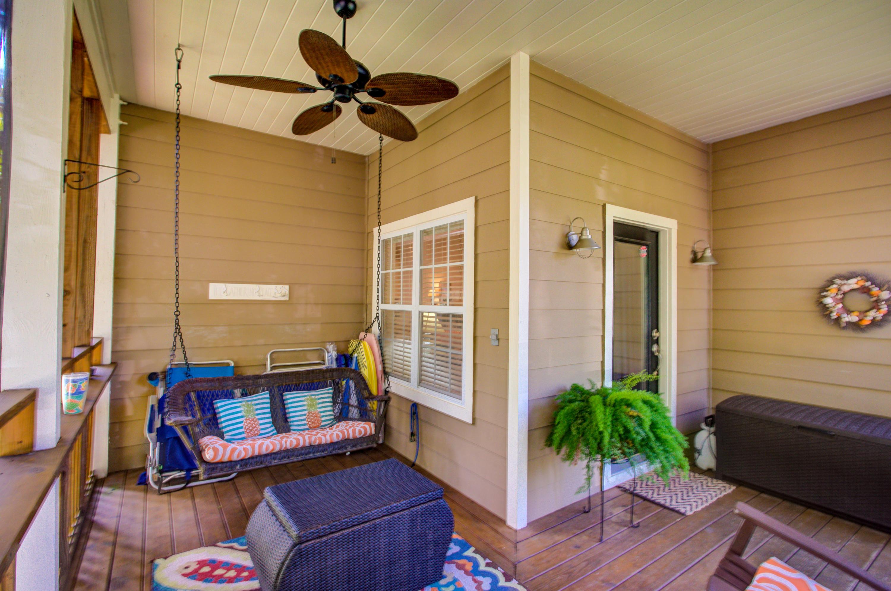 TOWN OF SANTA ROSA - Residential