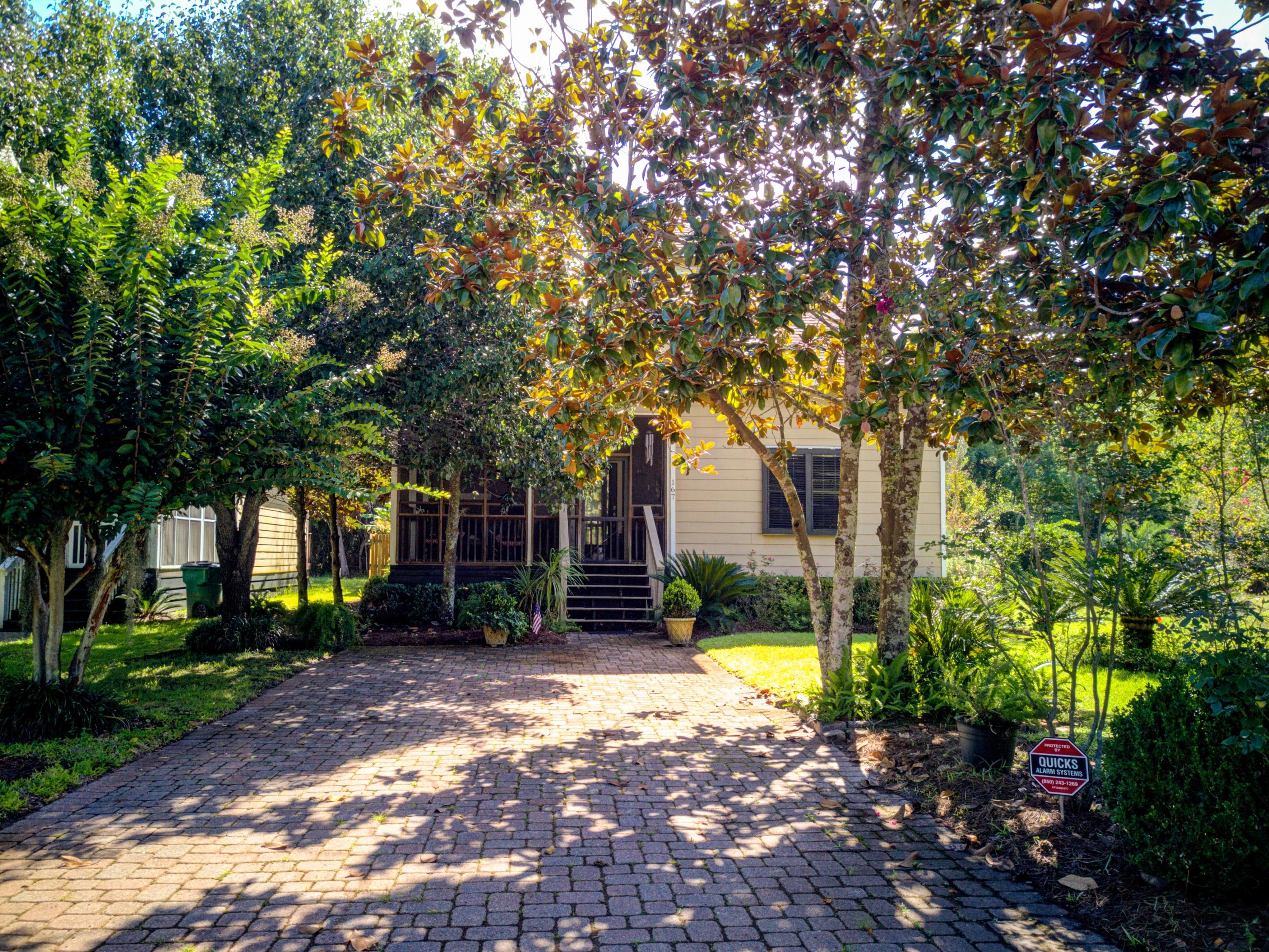 TOWN OF SANTA ROSA - Residential