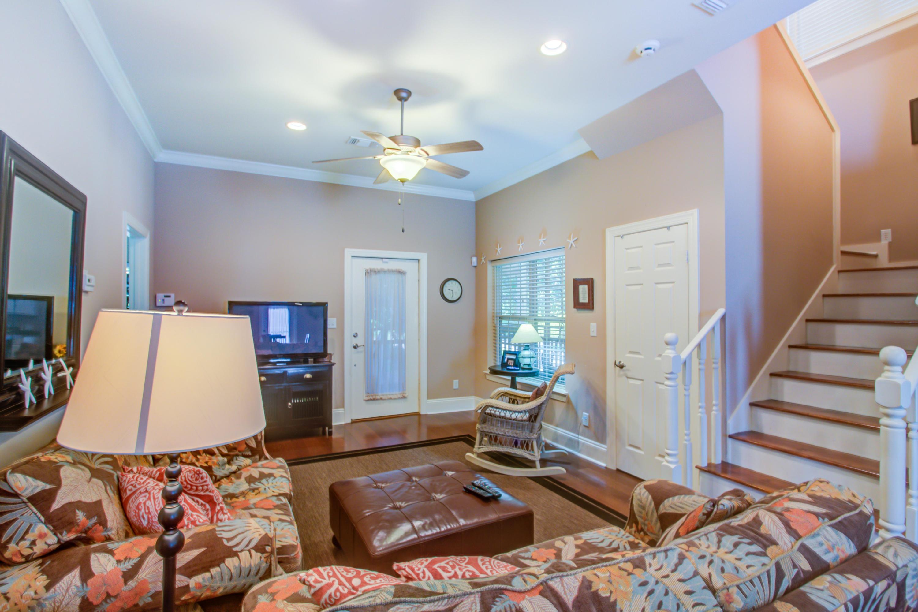 TOWN OF SANTA ROSA - Residential