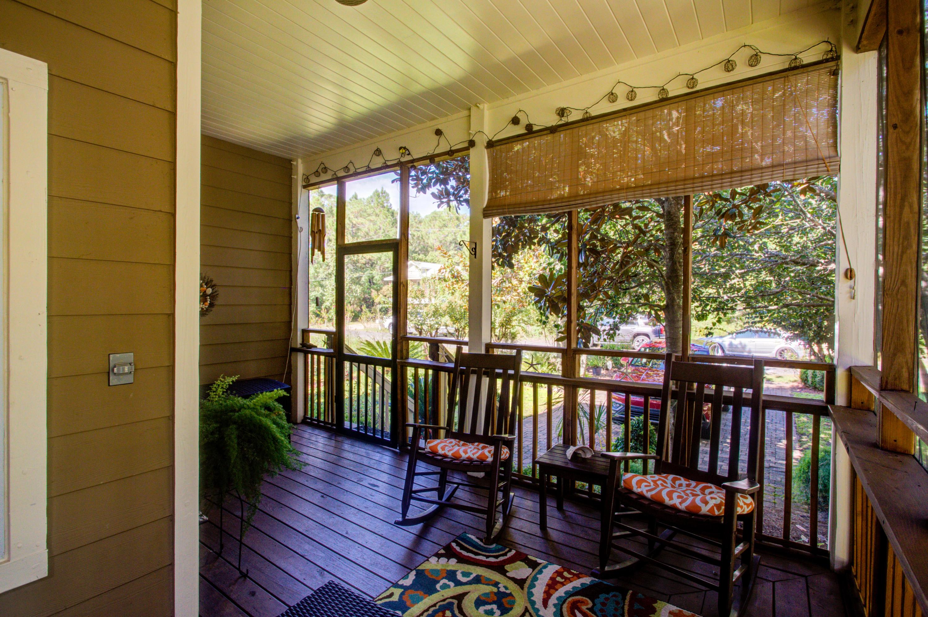 TOWN OF SANTA ROSA - Residential