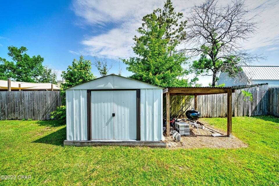 LYNN HAVEN - Residential