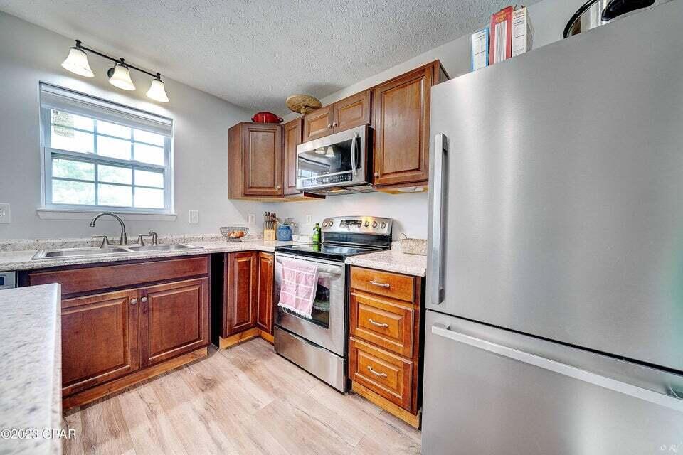 LYNN HAVEN - Residential