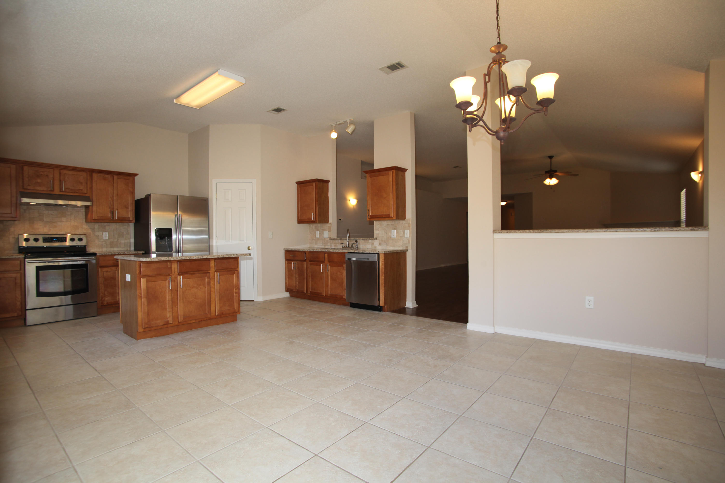 ROSS CROSSING - Residential