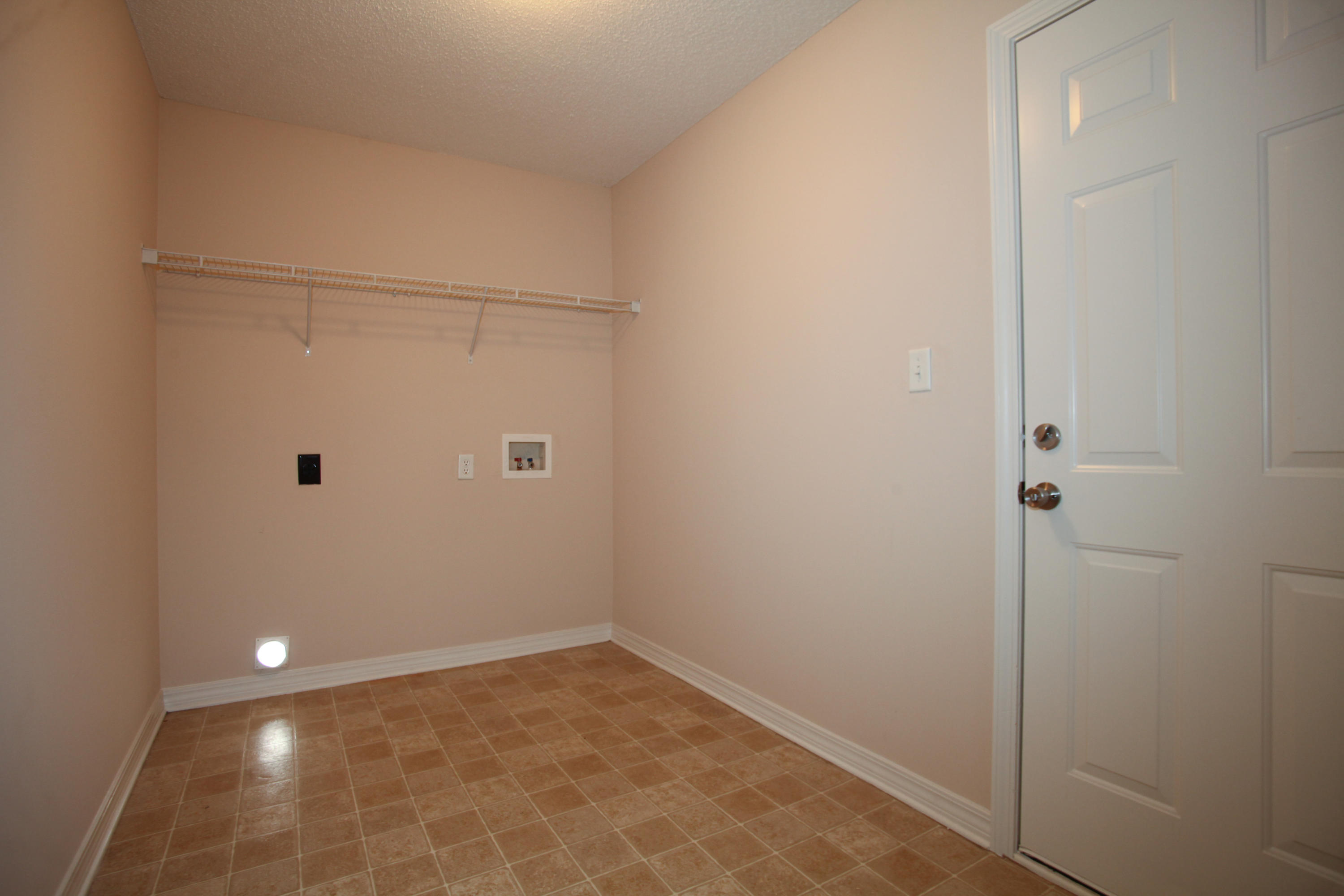 ROSS CROSSING - Residential